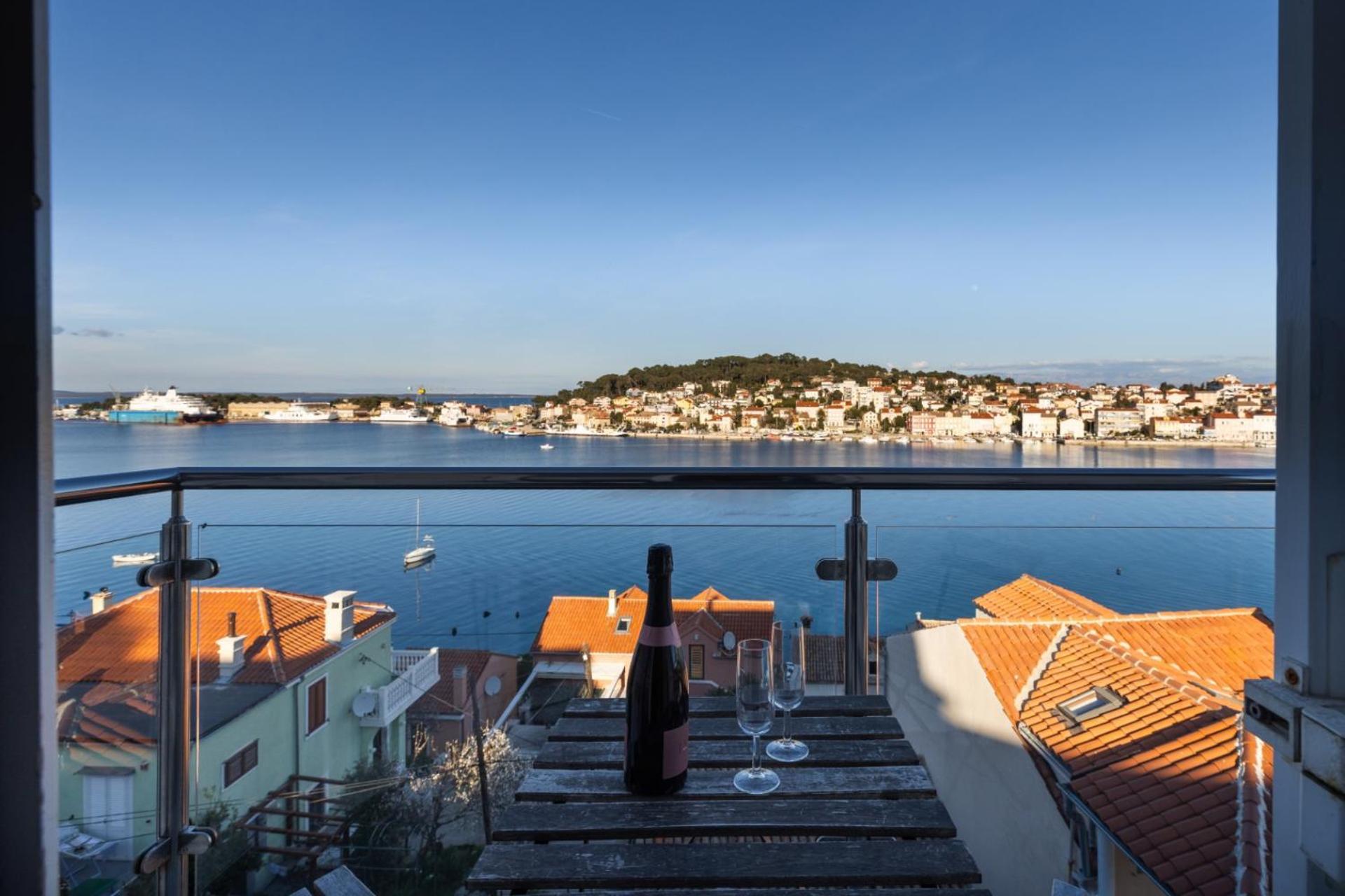 Montevideo * Mali Lošinj